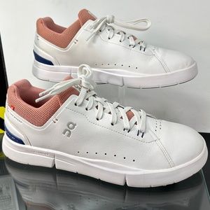 ON® —“The ROGER Advantage": Tennis Shoes / W-9.5